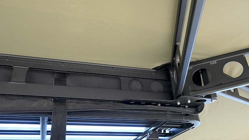270 XT Awning