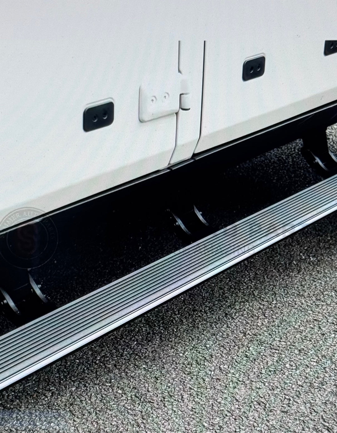 Electric Step w/ LED - Ineos Grenadier