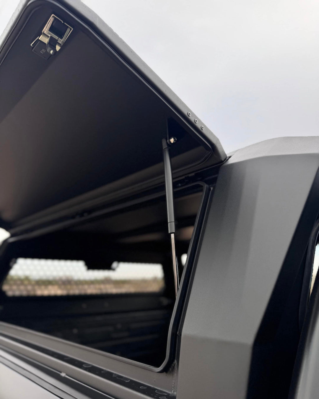 CapRax Canopy – Toyota Tundra (2021) – 5.5ft