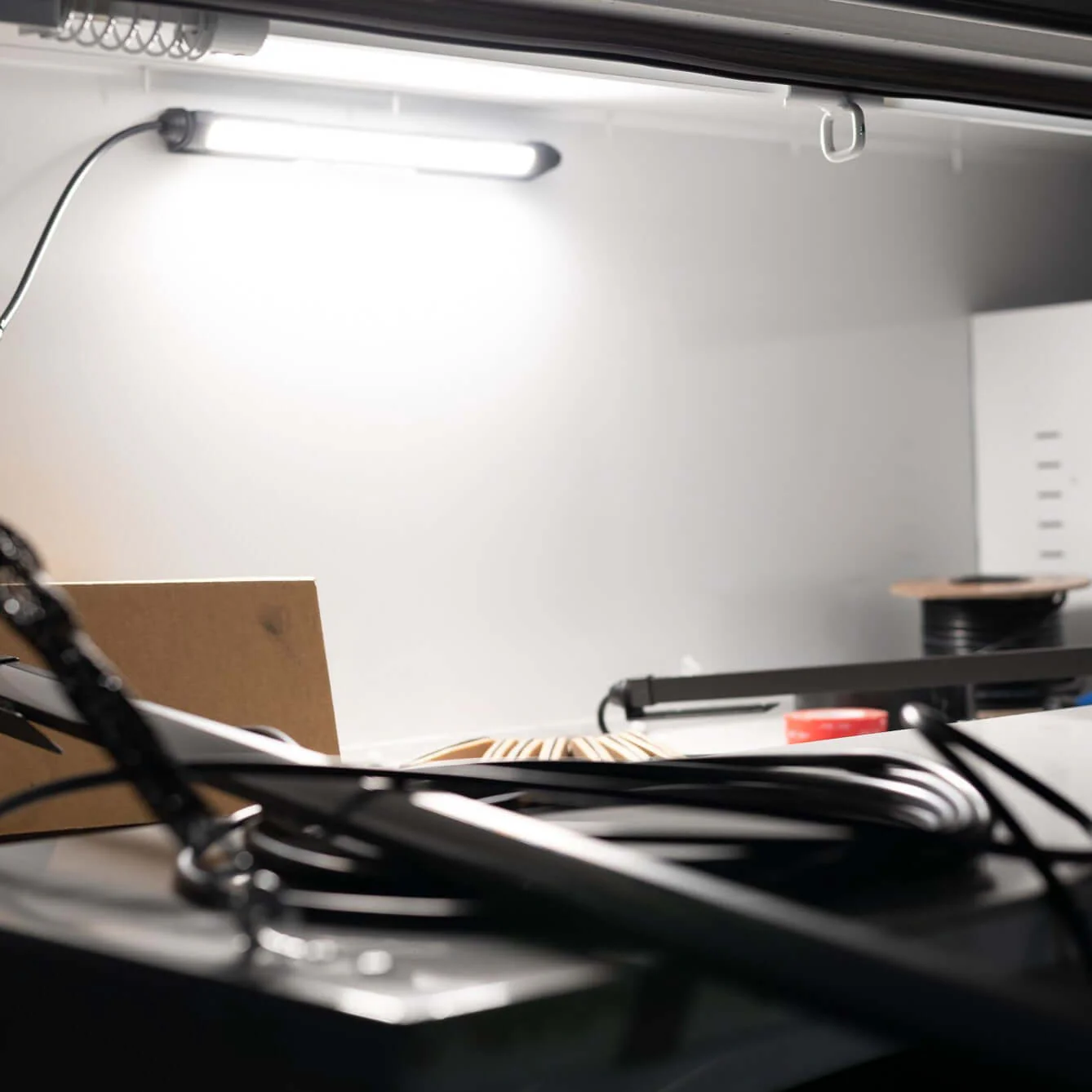 V-Series 12" Light - Image 2