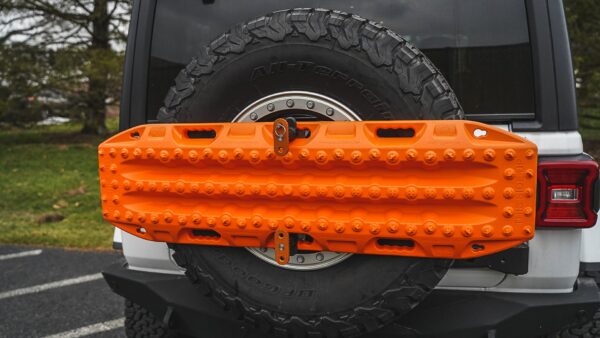 Maxtrax Spare Tire Mount V3 - Standard Size - All Black