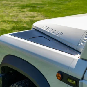 Fender Plate w/ Vent Appearance Kit