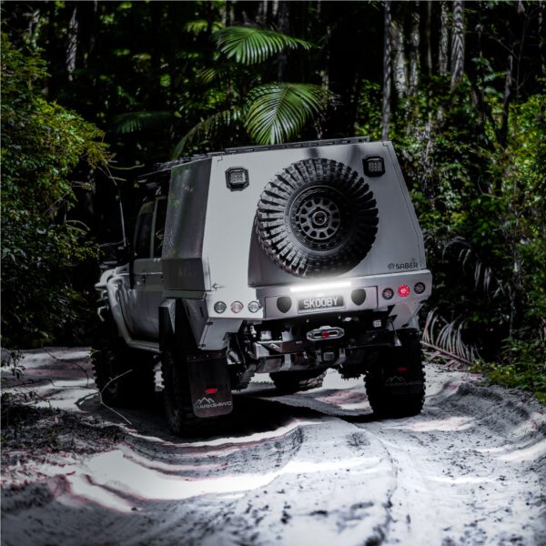 20" Light Bar - Flood Beam - Image 3