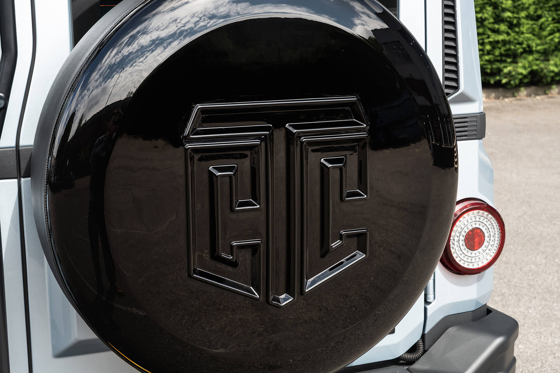 INEOS GRENADIER (2023-PRESENT) CTC Crest Hard Spare Wheel Cover - Image 11