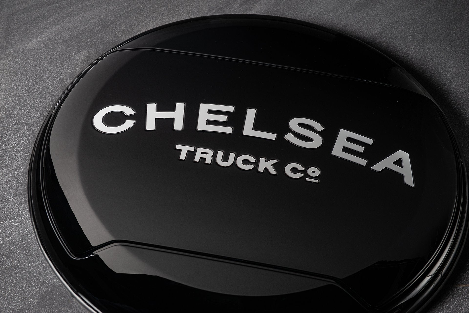 INEOS GRENADIER (2023-PRESENT) Chelsea Truck Company Hard Spare Wheel Cover - Image 14