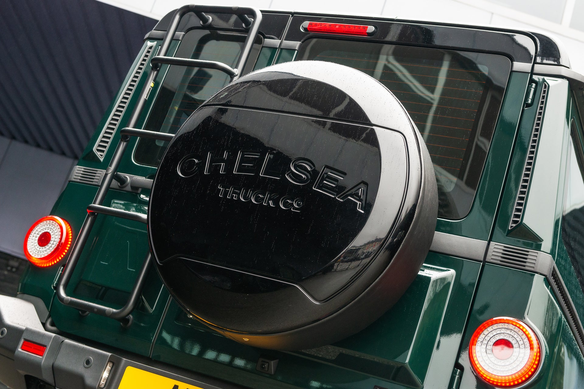 INEOS GRENADIER (2023-PRESENT) Chelsea Truck Company Hard Spare Wheel Cover - Image 5