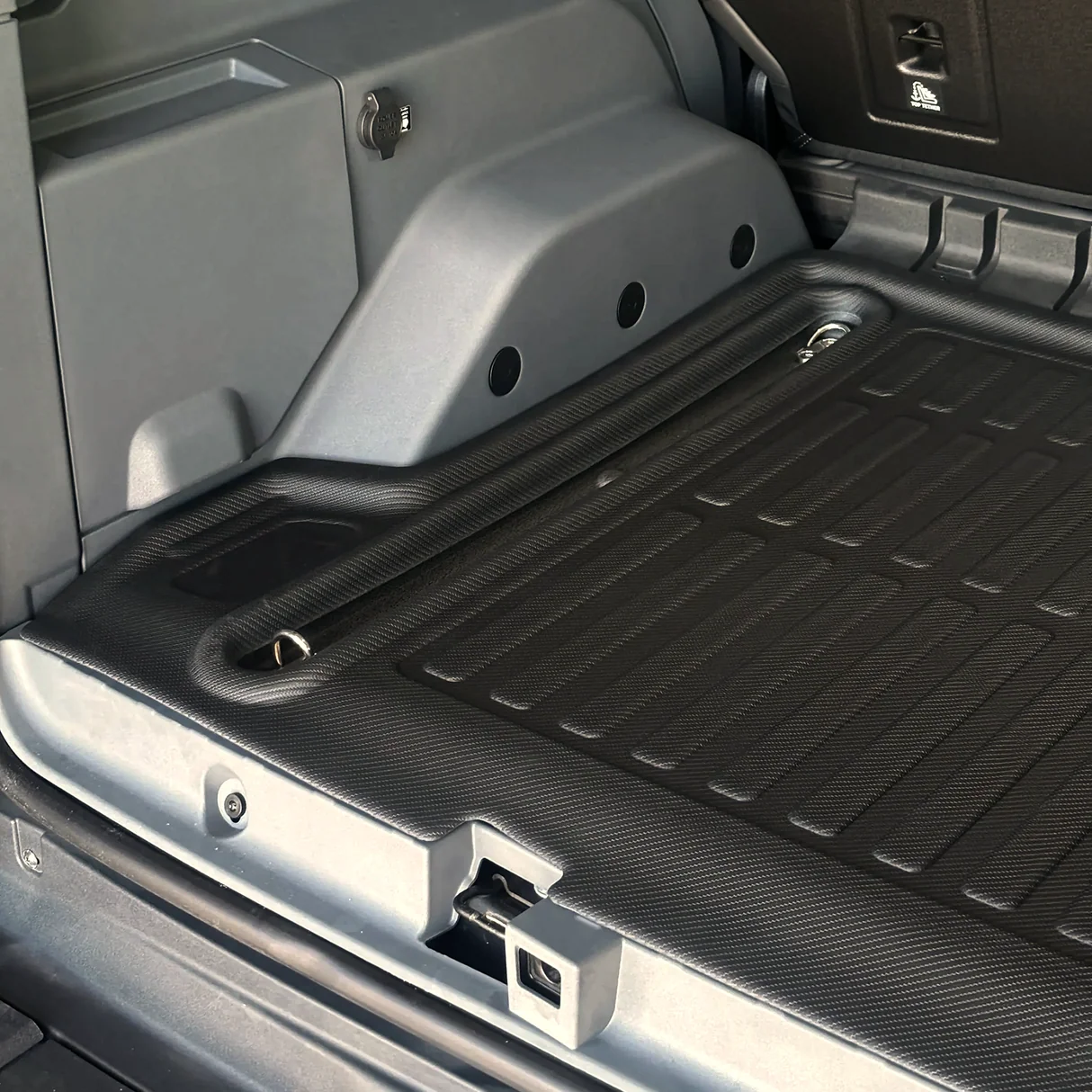 Rear Cargo Liner w/ SLIT- Ineos Grenadier - Image 2