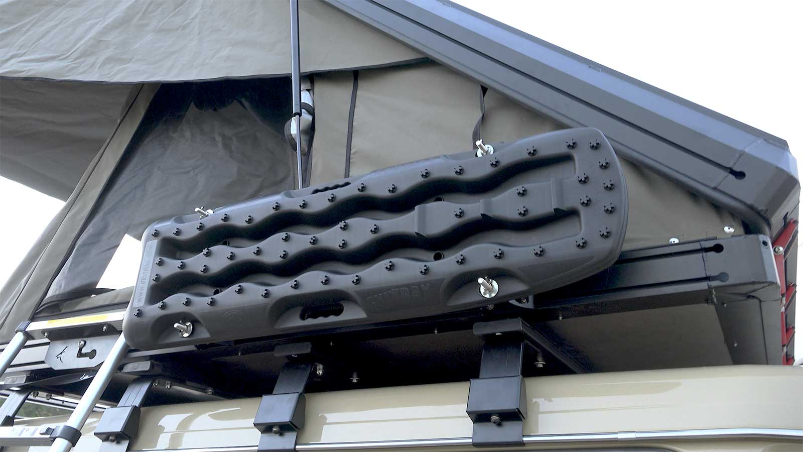 MAXTRAX Side Mount Bracket